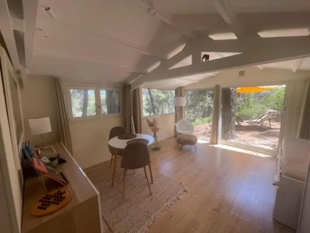 Le Charmeur - Le Chalet Attrape-Coeur Aix-en-Provence França